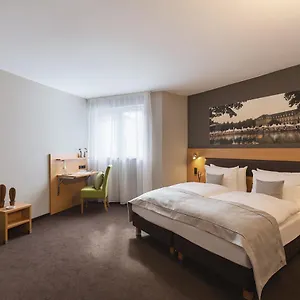 https://hotel-bruy-domicil.stuttgart-hotel.com