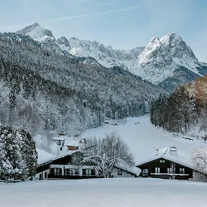 Seehaus Riessersee Hotel