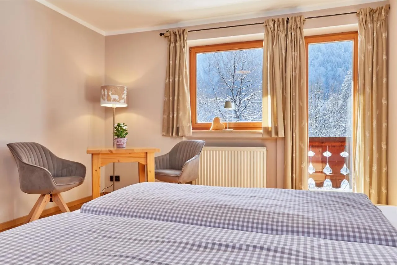 Gaestehaus Brandnerhof Garmisch-Partenkirchen 3*,
